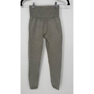 BO + TEE LEGGINGS SAGE GREEN COLOR NO SIZE TAG